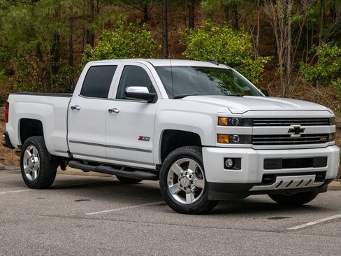 Used 2016 Chevrolet Silverado 2500 LTZ w/ Custom Sport Edition AWD/4WD image 3