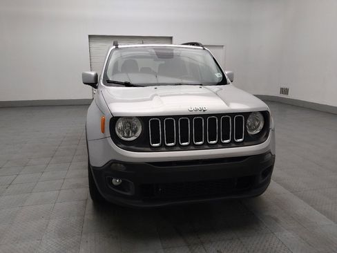 Used 2016 Jeep Renegade Latitude image 14