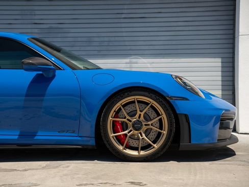 Certified 2026 Porsche 911 GT3 w/ Weissach Package RWD image 9