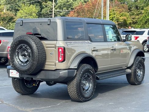 New 2025 Ford Bronco Outer Banks w/ Sasquatch Package image 15