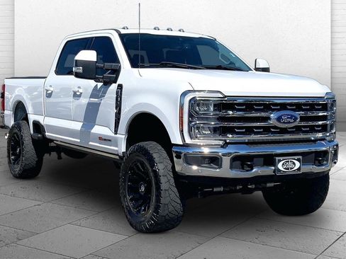 Used 2023 Ford F350 Lariat w/ Lariat Ultimate Package AWD/4WD image 1