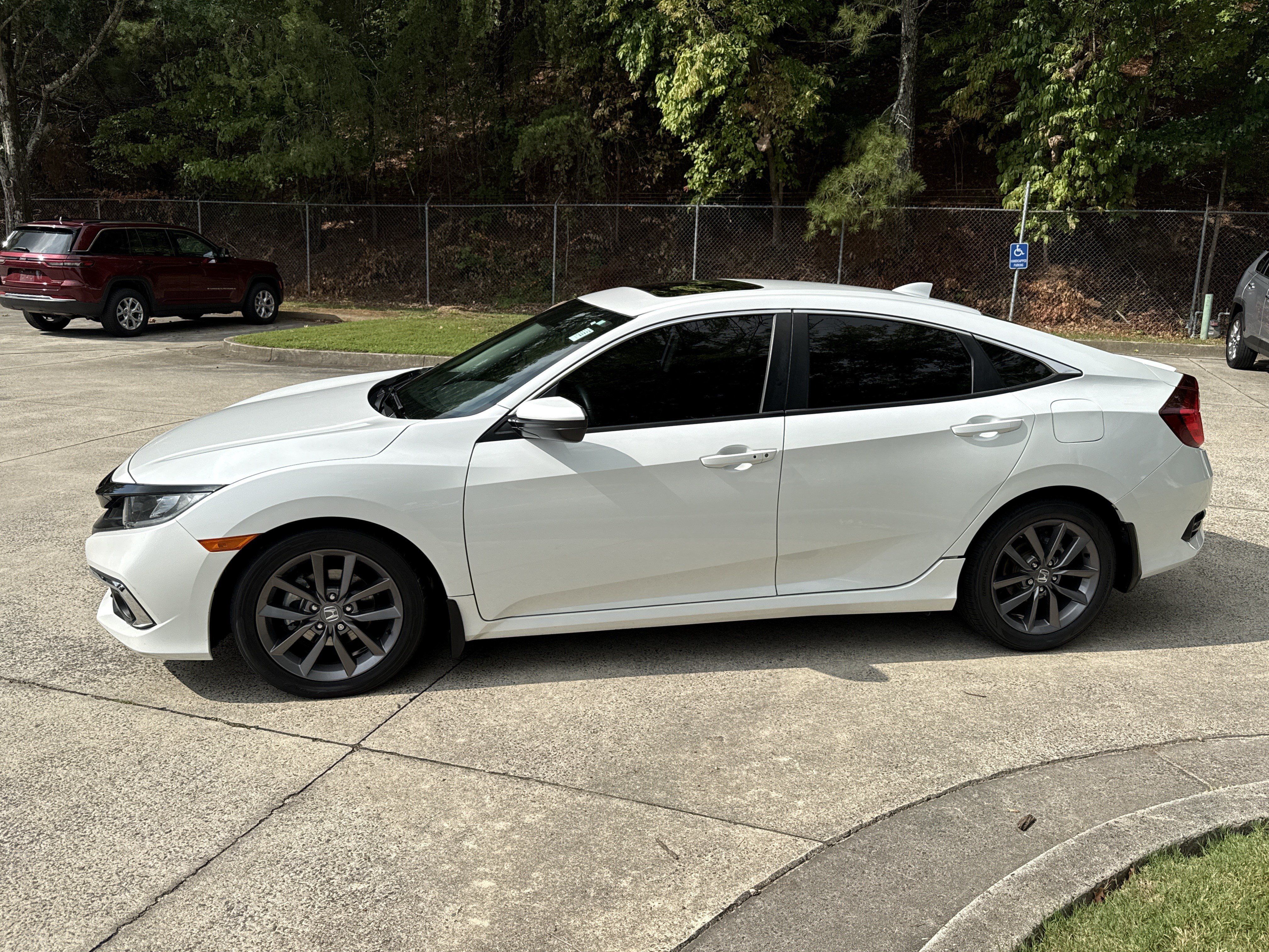 Used 2021 Honda Civic EX-L image 4