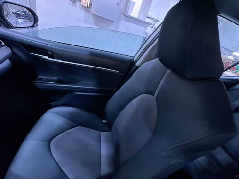 Used 2023 Toyota Camry LE image 33