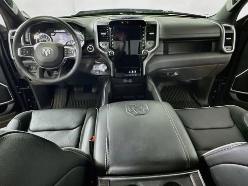 Used 2025 RAM 1500 Laramie w/ Sport Appearance Package AWD/4WD image 16
