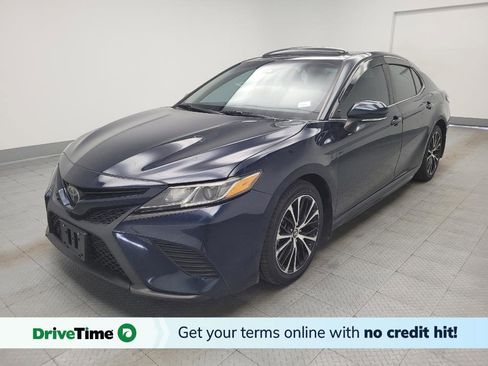 Used 2019 Toyota Camry SE w/ Convenience Package image 1