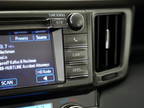 Used 2013 Toyota RAV4 XLE AWD/4WD image 24