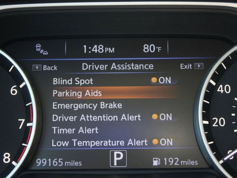 Used 2016 Nissan Maxima Platinum w/ Interior Lighting Package FWD image 25