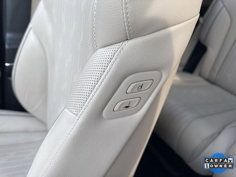 Used 2022 Genesis GV80 3.5T Advanced + image 35