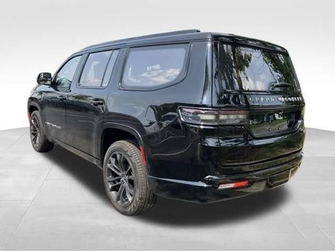 Used 2023 Jeep Grand Wagoneer Series II AWD/4WD image 8