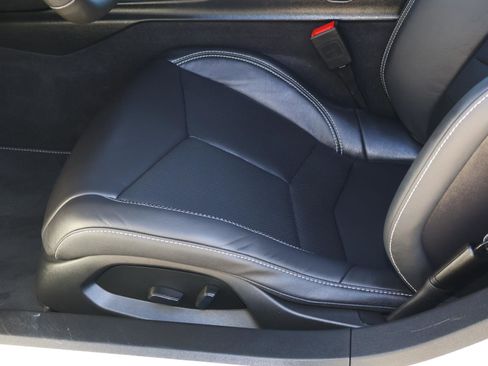 Used 2025 Chevrolet Corvette Stingray Coupe w/ 1LT image 16