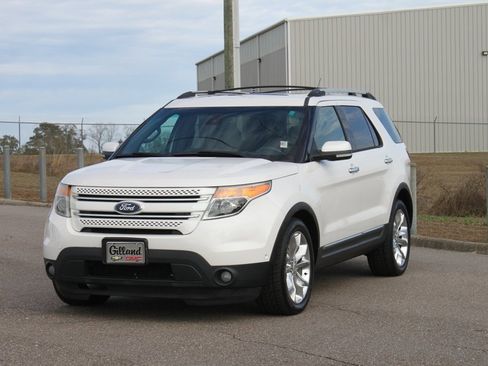 Used 2014 Ford Explorer Limited w/ Equipment Group 302A image 2