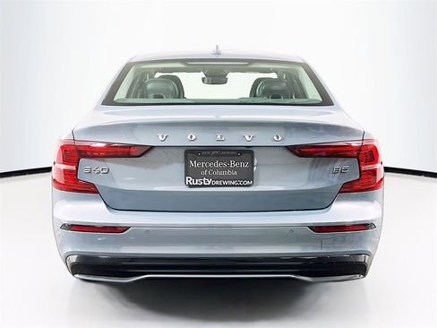 Used 2023 Volvo S60 B5 Core image 6