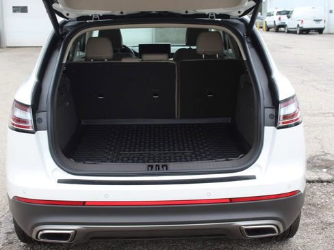 Used 2022 Lincoln Nautilus Reserve FWD image 17