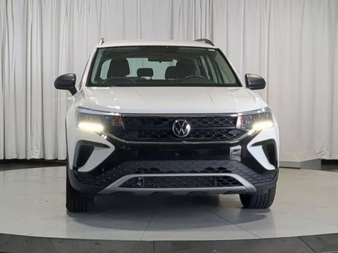Used 2022 Volkswagen Taos S AWD/4WD image 3