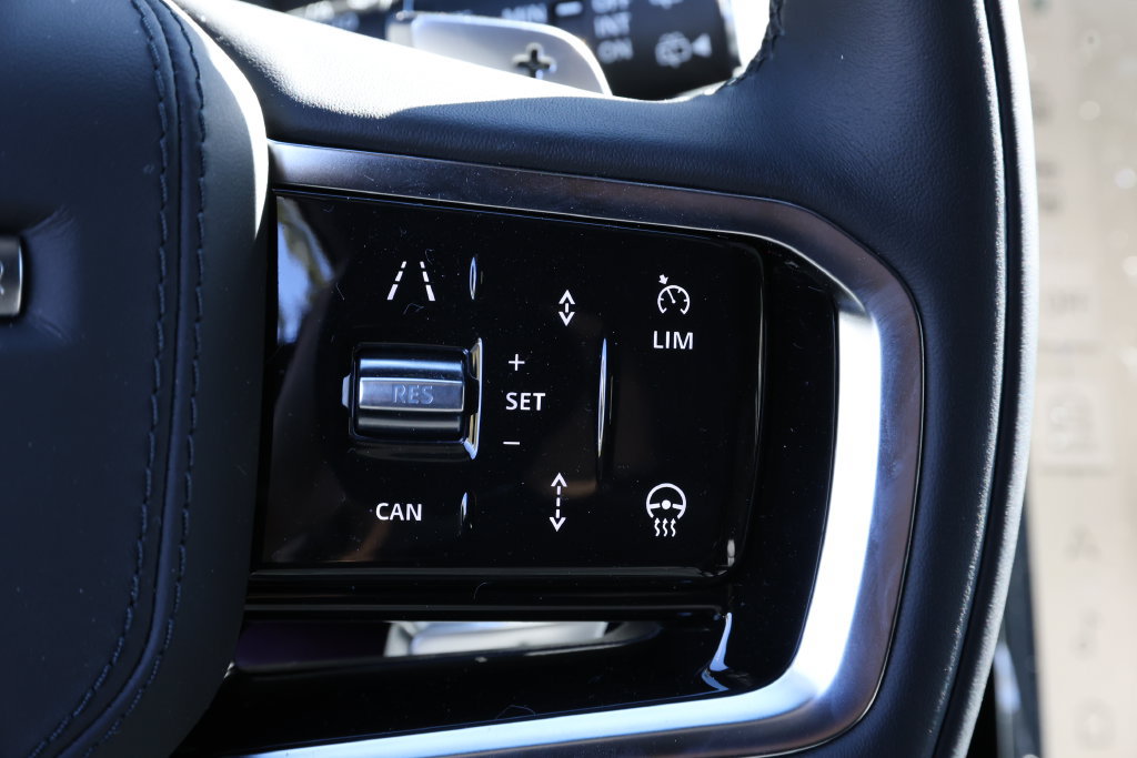 New 2027 Land Rover Range Rover Sport SE AWD/4WD image 18