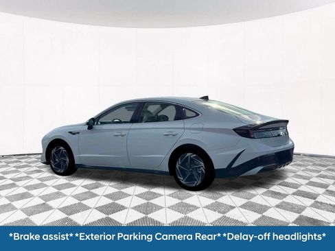 New 2026 Hyundai Sonata SEL FWD image 7