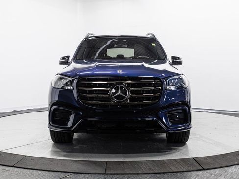 Certified 2024 Mercedes-Benz GLS 450 4MATIC image 2
