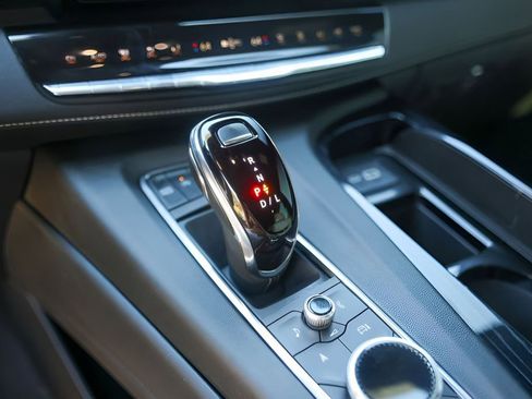 Certified 2023 Cadillac Escalade Sport w/ LPO, ONYX Package image 20