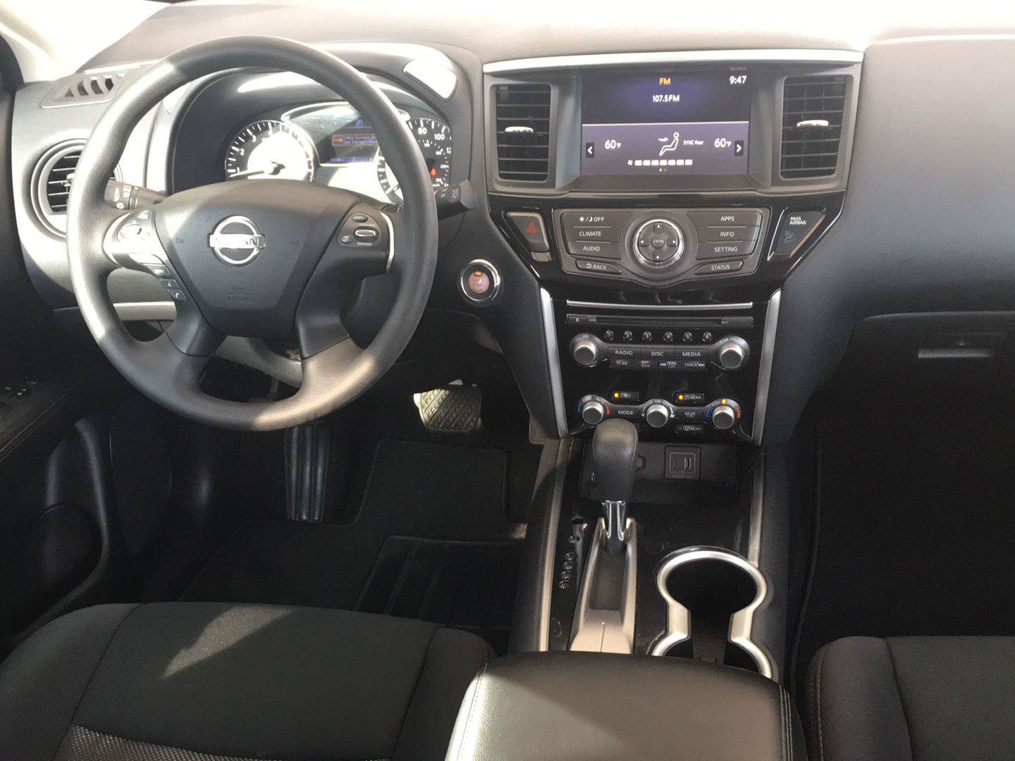 Used 2020 Nissan Pathfinder S FWD image 37