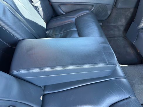 Used 2009 Cadillac DTS Limousine image 35