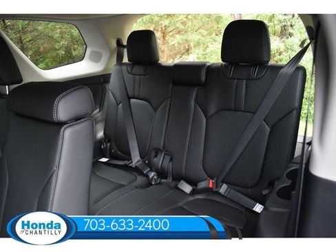 New 2026 Honda Pilot Touring image 32