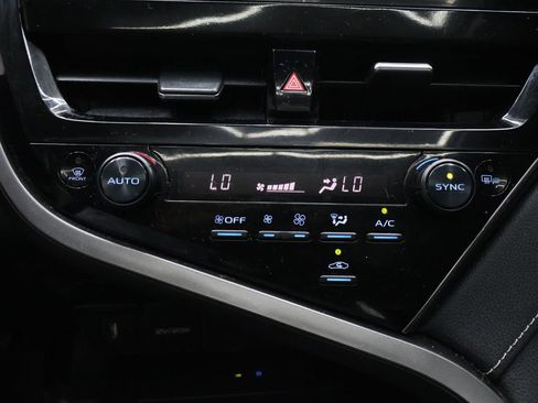 Used 2022 Toyota Camry XSE w/ Navigation Package FWD image 24