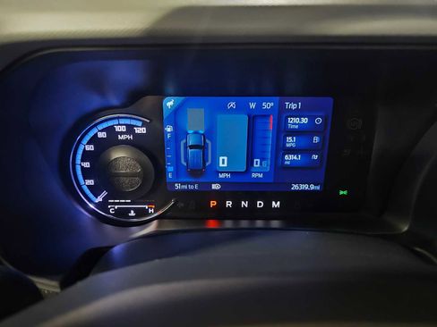 Used 2022 Ford Bronco Badlands image 12