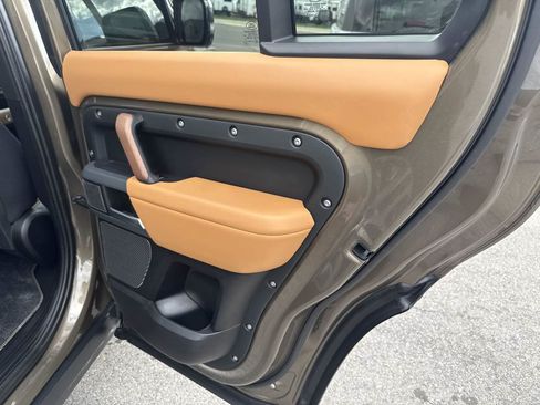 Used 2024 Land Rover Defender 110 X AWD/4WD image 20