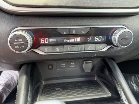 Used 2023 Nissan Altima 2.5 SL FWD image 14
