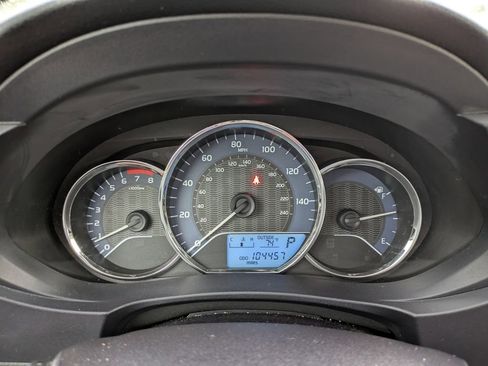 Used 2016 Toyota Corolla LE image 3