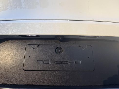 Used 2018 Porsche Macan image 10