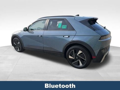 Used 2025 Hyundai Ioniq 5 SEL image 5