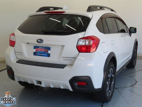 Used 2017 Subaru Crosstrek 2.0i Premium AWD/4WD image 3