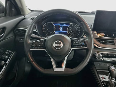 Used 2023 Nissan Altima 2.5 SV w/ SV Premium Package FWD image 17