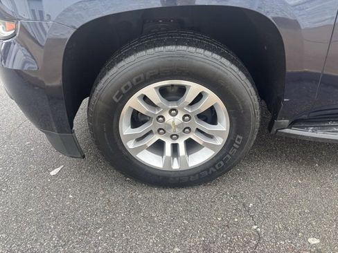 Used 2020 Chevrolet Tahoe LS w/ Enhanced Driver Alert Package image 7