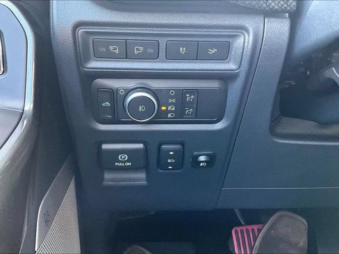 Used 2022 Ford F150 XLT w/ Equipment Group 302A High AWD/4WD image 16