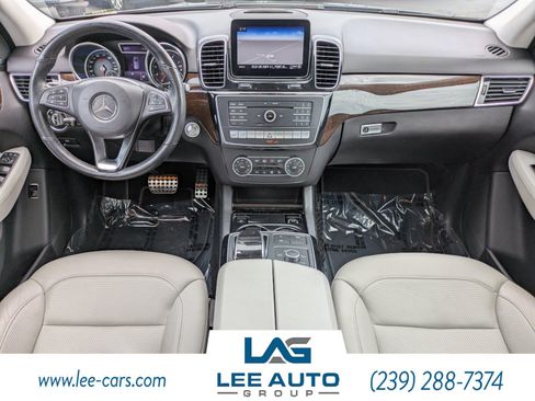 Used 2019 Mercedes-Benz GLE 400 4MATIC w/ Premium 3 Package image 14