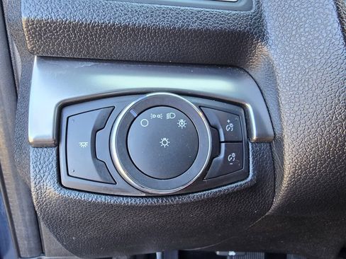 Used 2018 Ford Explorer XLT AWD/4WD image 21