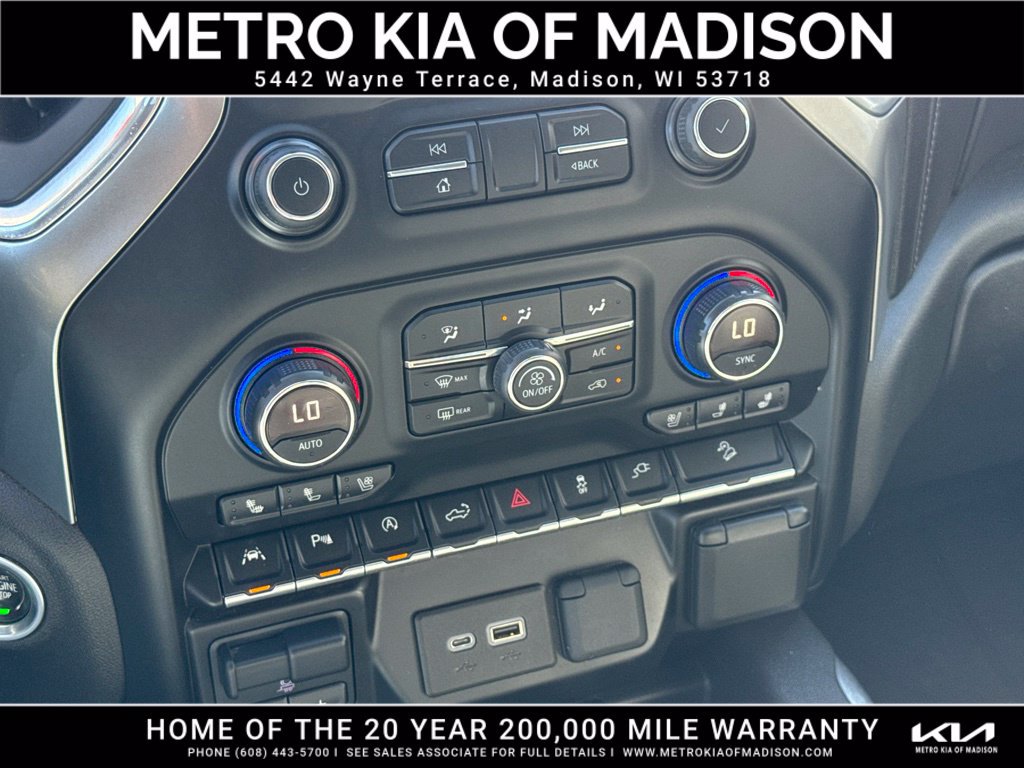 Used 2019 Chevrolet Silverado 1500 LTZ AWD/4WD image 24