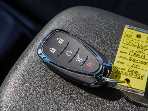 Used 2022 Chevrolet Equinox LT image 33