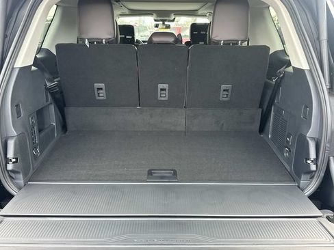 New 2026 Ford Expedition Platinum w/ Platinum Ultimate Package AWD/4WD image 13