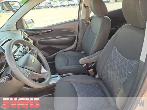Used 2021 Chevrolet Spark LT image 19