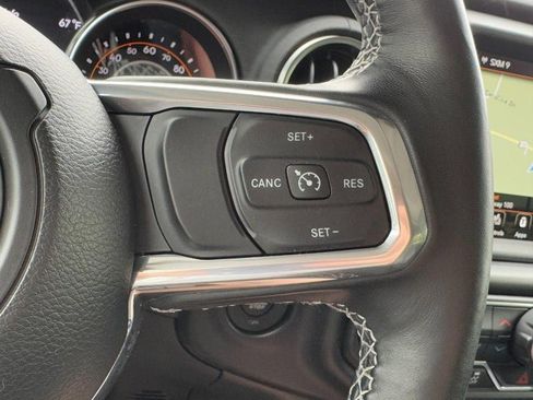 Used 2023 Jeep Wrangler Unlimited Sahara w/ Cold Weather Group AWD/4WD image 19