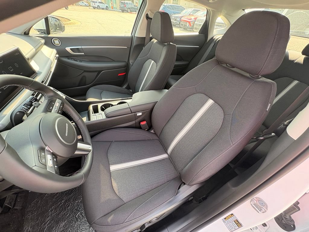 New 2026 Hyundai Sonata SEL FWD image 22