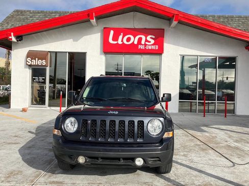 Used 2016 Jeep Patriot Sport w/ Power Value Group image 1
