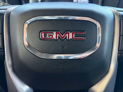 Certified 2023 GMC Yukon XL SLT w/ SLT Premium Package image 12