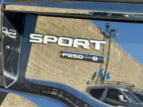 Used 2020 Land Rover Discovery Sport S image 27