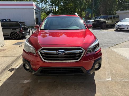 Used 2019 Subaru Outback 2.5i Premium AWD/4WD image 17
