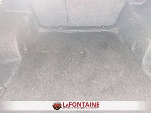 Used 2022 Chevrolet Malibu LT FWD image 28