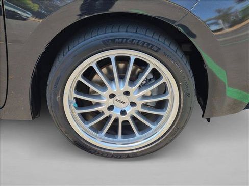 Used 2014 Toyota Corolla LE FWD image 22